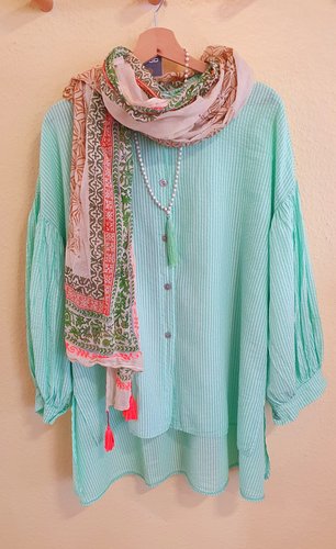 Bluse grün gestreift
