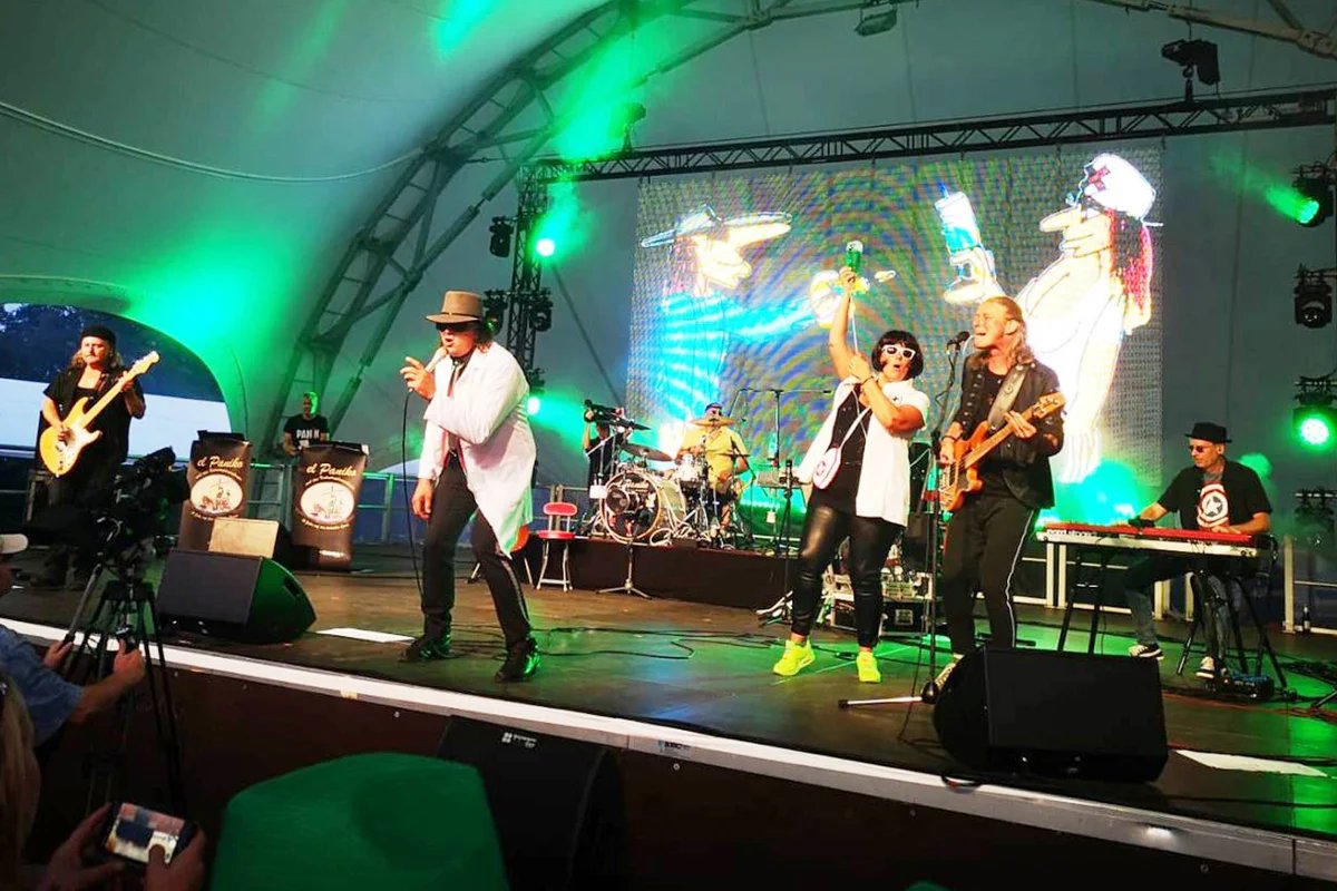 Foto_6-_El_paniko_und_das_Katast.width-1200.format-webp