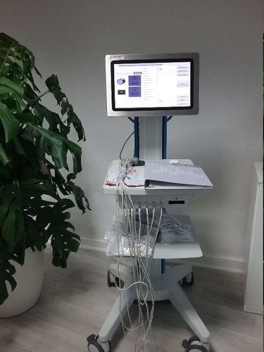 LUXXAMED Mikrostrom- und LED Lichthherapie (45 min)